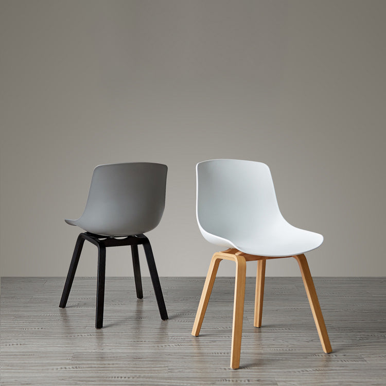 Sedie sala da pranzo in stile contemporaneo sedia solida a bracciole con gambe in legno