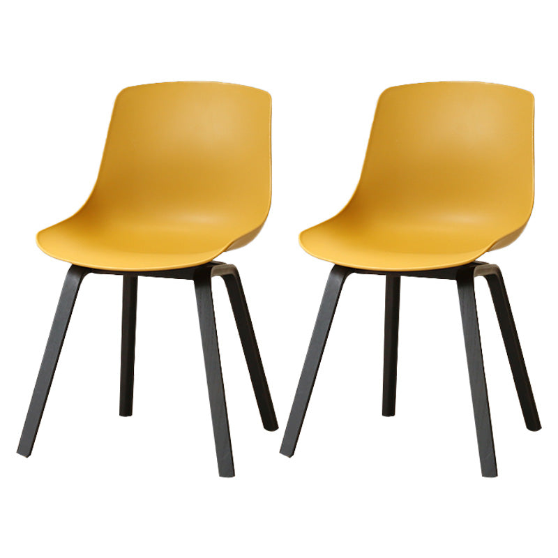 Sedie sala da pranzo in stile contemporaneo sedia solida a bracciole con gambe in legno