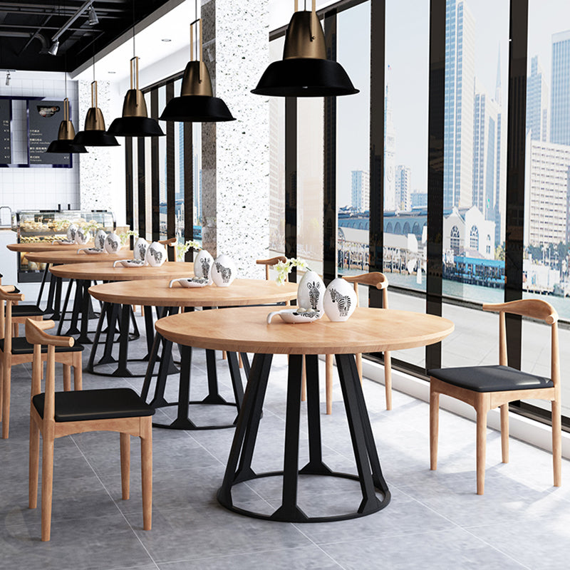 Round Solid Pinewood Brown Tone Dining Table Simplicity Pedestal Table for Dining Room