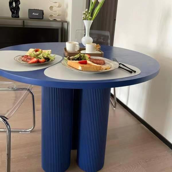 Modern Solid Wood Kitchen Dining Table Round Shape Standard Dining Table with 3 Legs Base