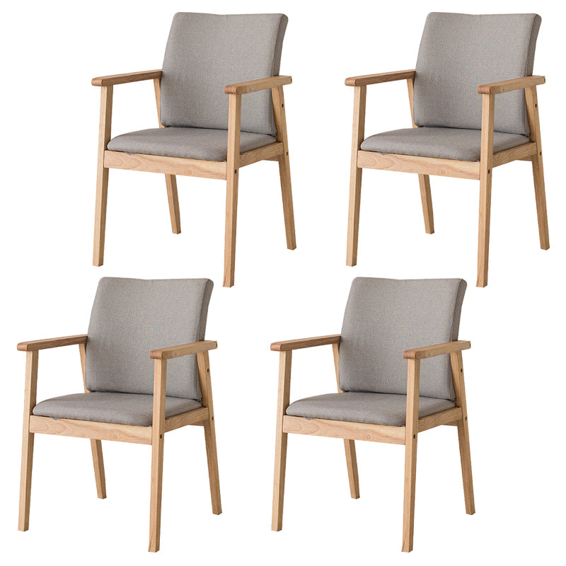 Chaise contemporaine en bois d'hévéa à dossier solide, chaise de salle à manger en bois au fini mat avec pieds naturels