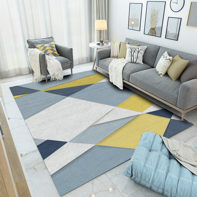 Light Grey Modern Carpet Polyester Graphic Carpet Washable Area Carpet for Living Room