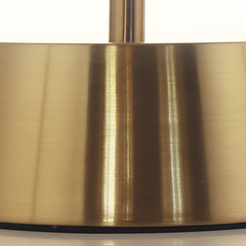 Lámpara de mesa nocturna de dormitorio de batería Luz de mesa de estilo de metal en oro