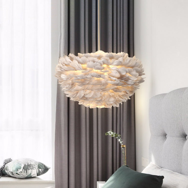 Lampada a sospensione piuma in stile moderno nordico a forma di piuma piuma lampada lampadario appeso per camera da letto