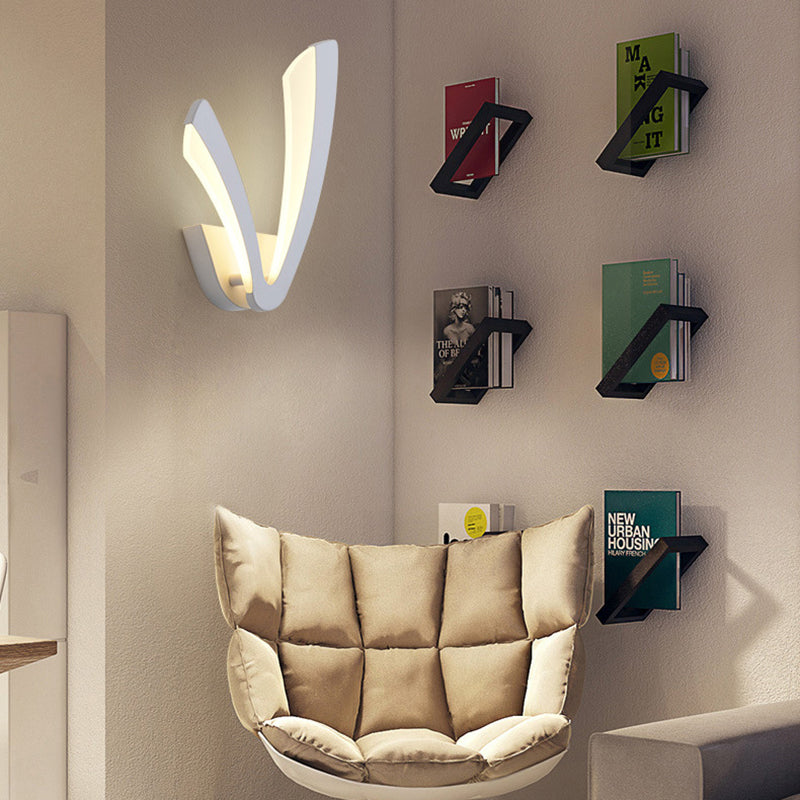 Illuminazione a parete a parete a V a V 1 illuminazione Vintagemoderna