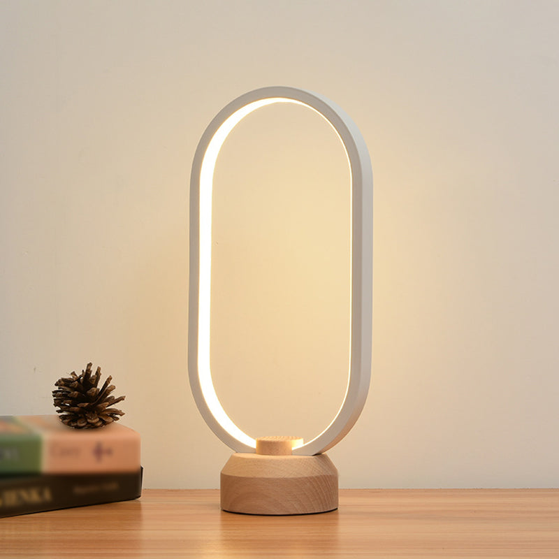 Moderne tafellamp met 1 licht met USB-poort lineair tafellicht voor slaapkamer