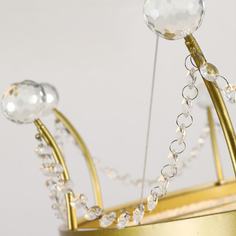 Crown Chandelier Light Fixtures Modern Multi-Head White Chandelier Pendant Lamp with Feather Shade