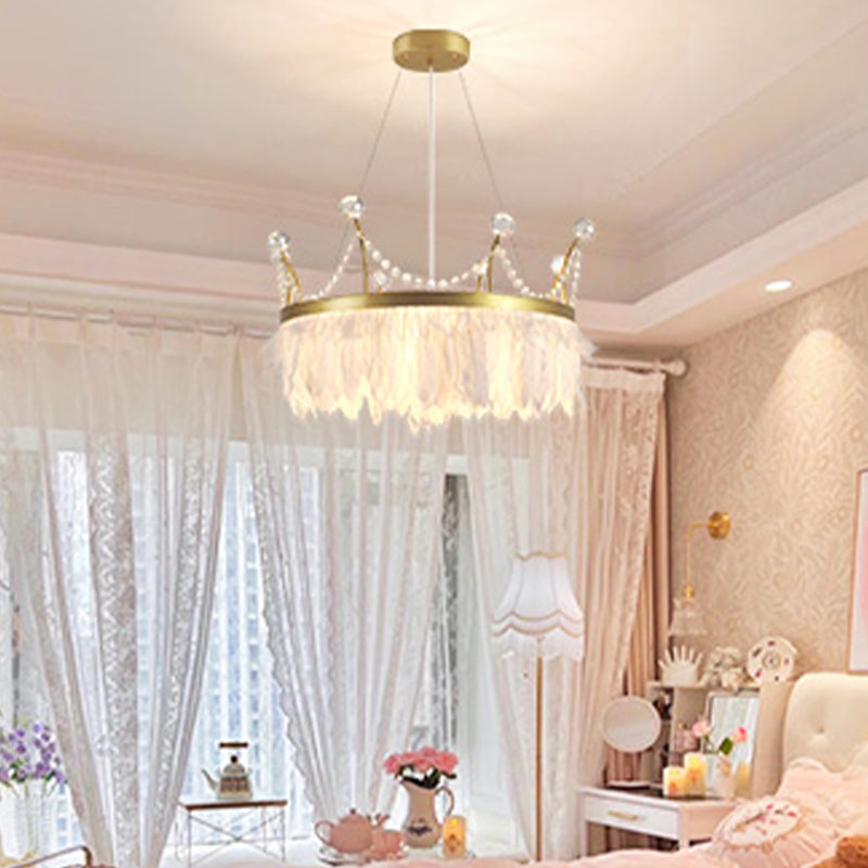 Crown Chandelier Light Fixtures Modern Multi-Head White Chandelier Pendant Lamp with Feather Shade