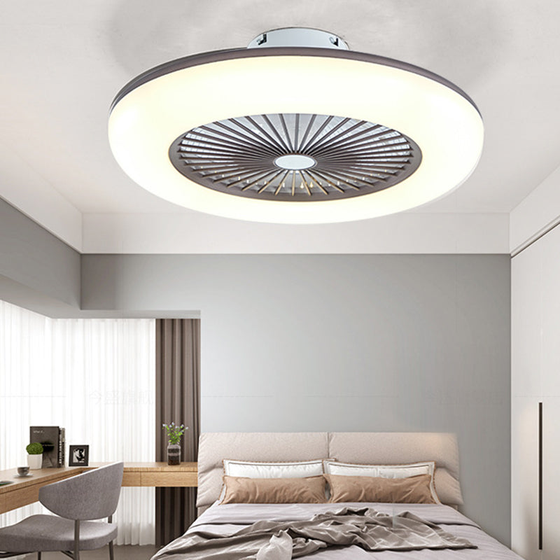 Kreisförmige Wohnheimzimmer LED Deckenlüfter Beleuchtung Metallmakaron unsichtbarer Blüterhalterung