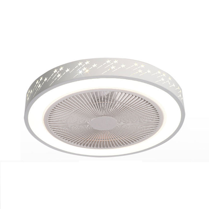 Weiß ausgehöhlter Deckenventilator Nordic Metal LED Runde Halbblüzlicht für Schlafzimmer