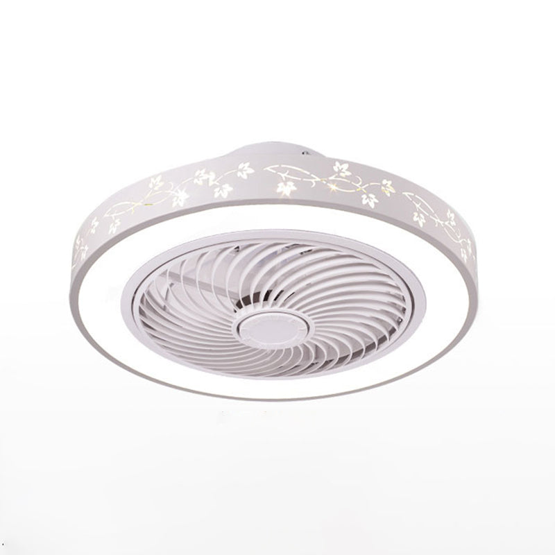 Weiß ausgehöhlter Deckenventilator Nordic Metal LED Runde Halbblüzlicht für Schlafzimmer