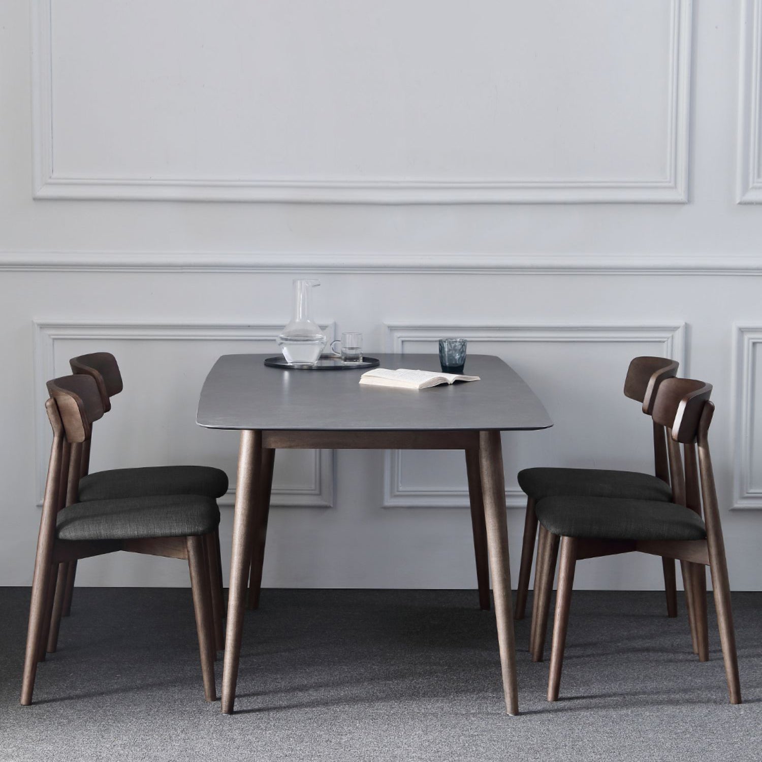 Stile contemporaneo Home Sinterizzato Sinterizzato Tavolo da pranzo Tavolo a forma di rettangolo con 4 gambe Base