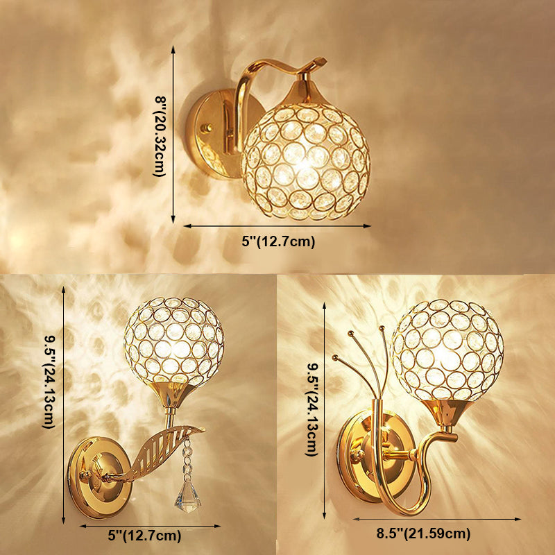 Lampada da parete in metallo in oro lampada da parete in cristallo postmoderno per camera da letto