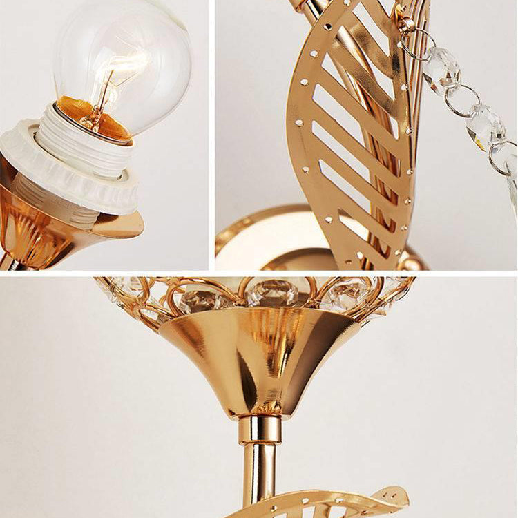 Lampada da parete in metallo in oro lampada da parete in cristallo postmoderno per camera da letto