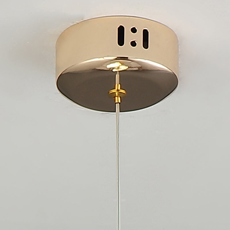 Éclairage pendentif en or