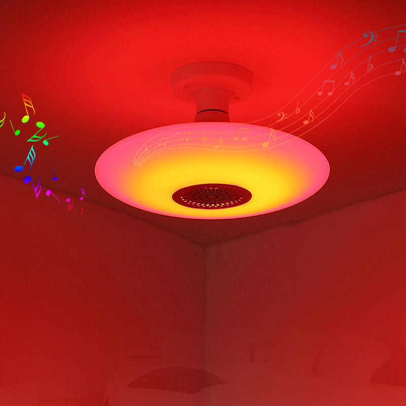 Plafond des ébullition Lamp Minimaliste Style de vie en plastique Plafond de lumière Fixation de la lumière en blanc