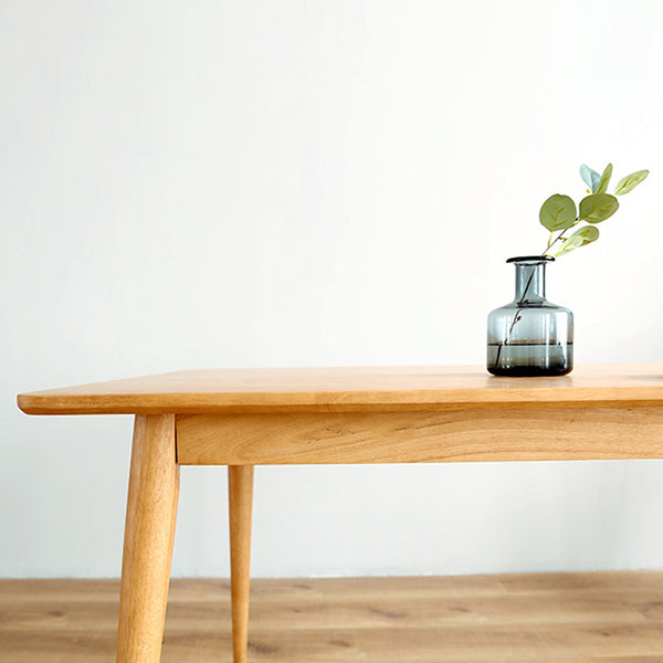 Rectangle Wooden Dining Table Modern Balata Wood Table with 4 Legs for Restaurant