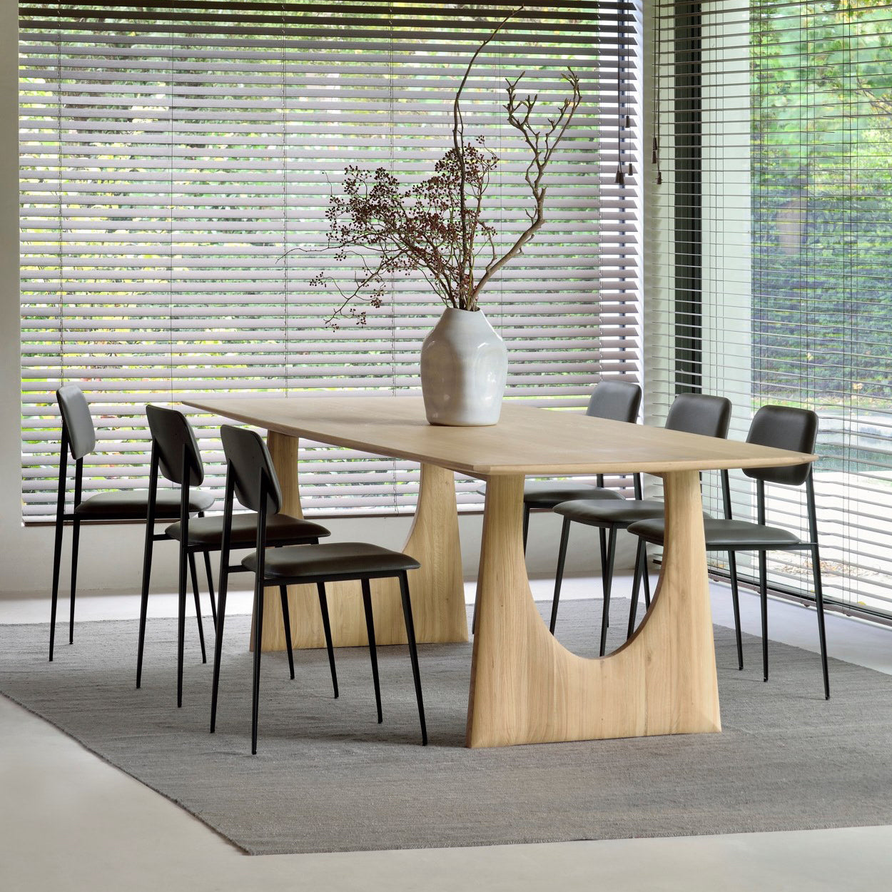 Mesa de comedor de color rectángulo de madera Mesa de madera maciza moderna con pedestal doble