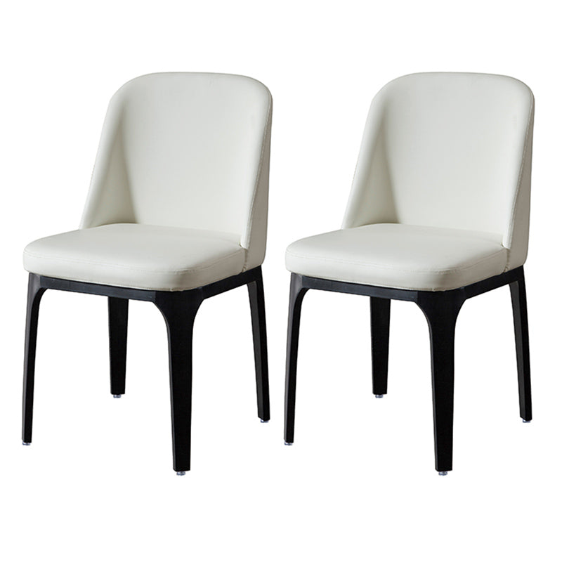 Chaise latérale tapissée par restaurant industriel finition mate Parsons dinant la chaise