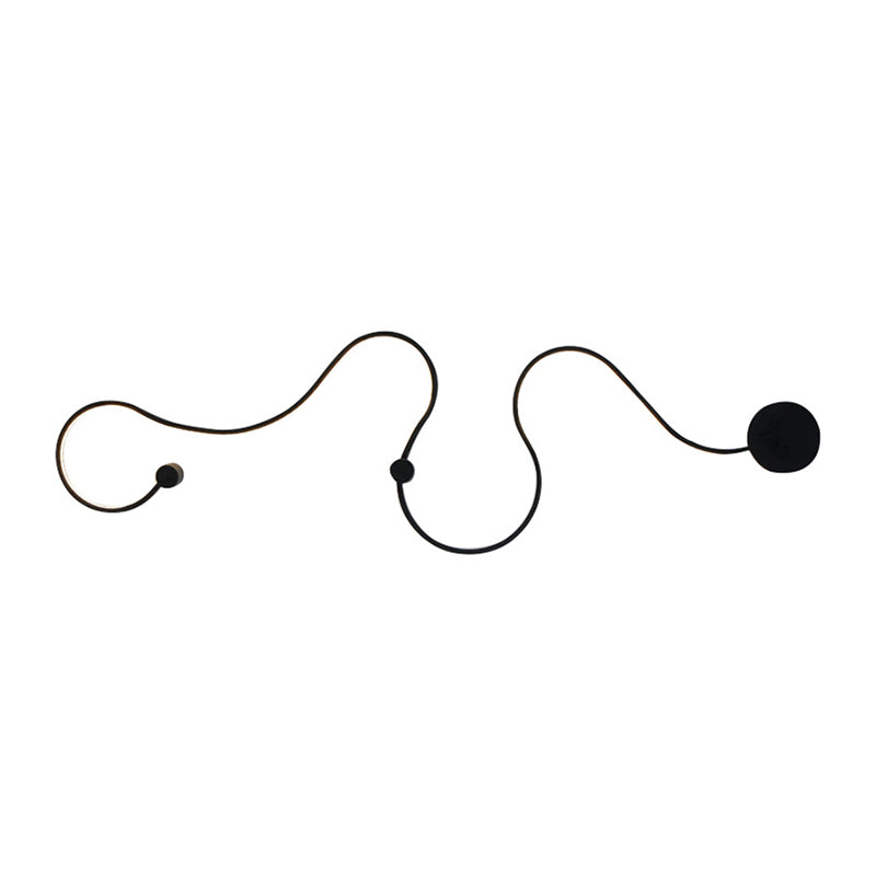 Modern Simplicity LED Wall Light Lacquered Aluminium Linear Wall Sconce with Acrylic Shade