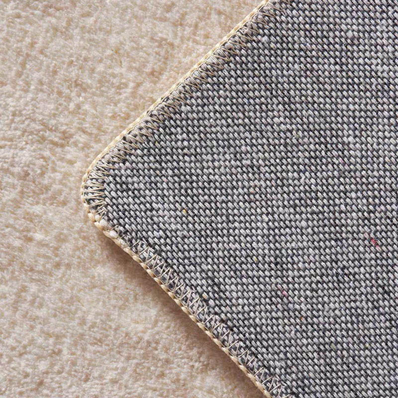 Modern Graffiti Print Rug Polyester Area Carpet Stain Resistant Indoor Rug for Home Decoration