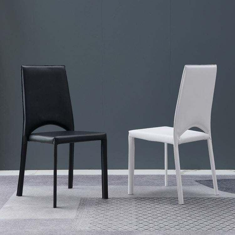 Chaise de salle à manger de cuisine de style contemporain chaise sans bras empilable avec des jambes en métal