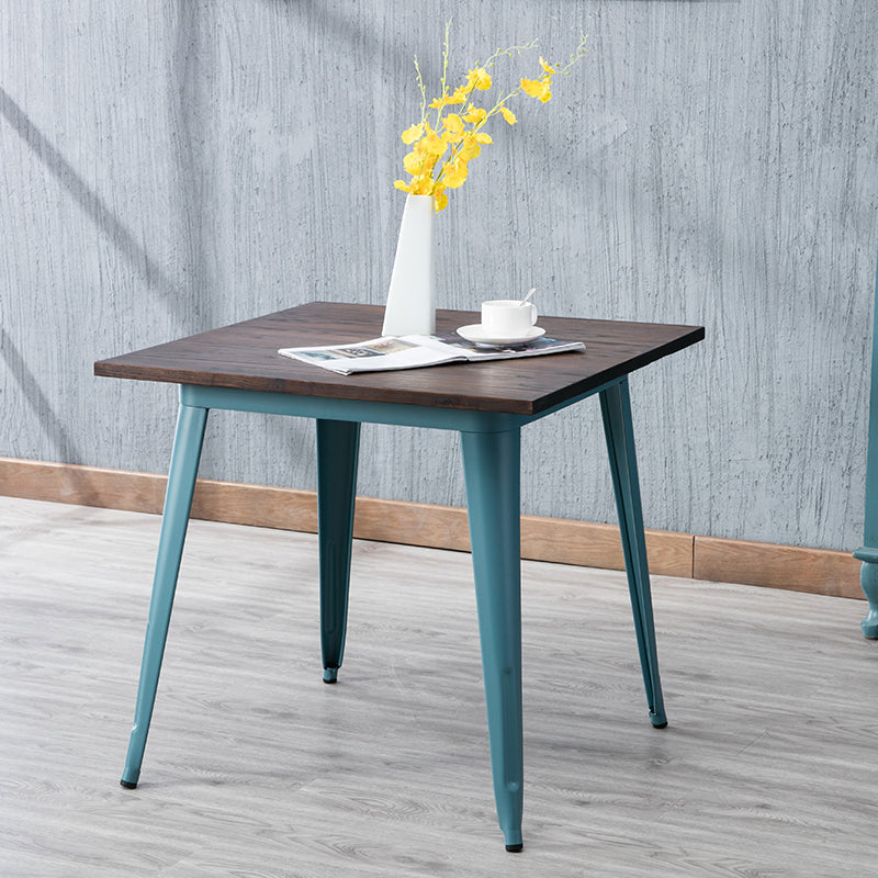 Mesa de comedor industrial de madera maciza Mesa marrón de 4 patas para comedor