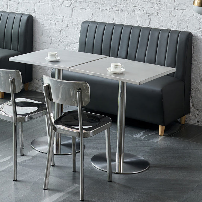 Quadratisch Dichtungstisch Industrie aus Edelstahl Dinnerzimmer Tisch mit Tulpbasis