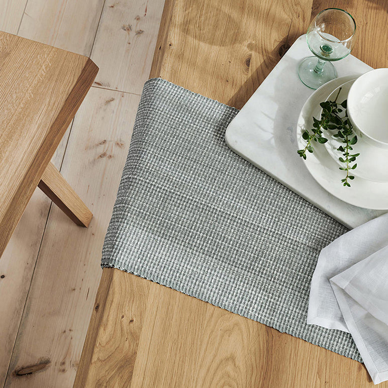 Simple Pine 4 Legs Dining Table Solid Wood Rectangle Furniture for Home