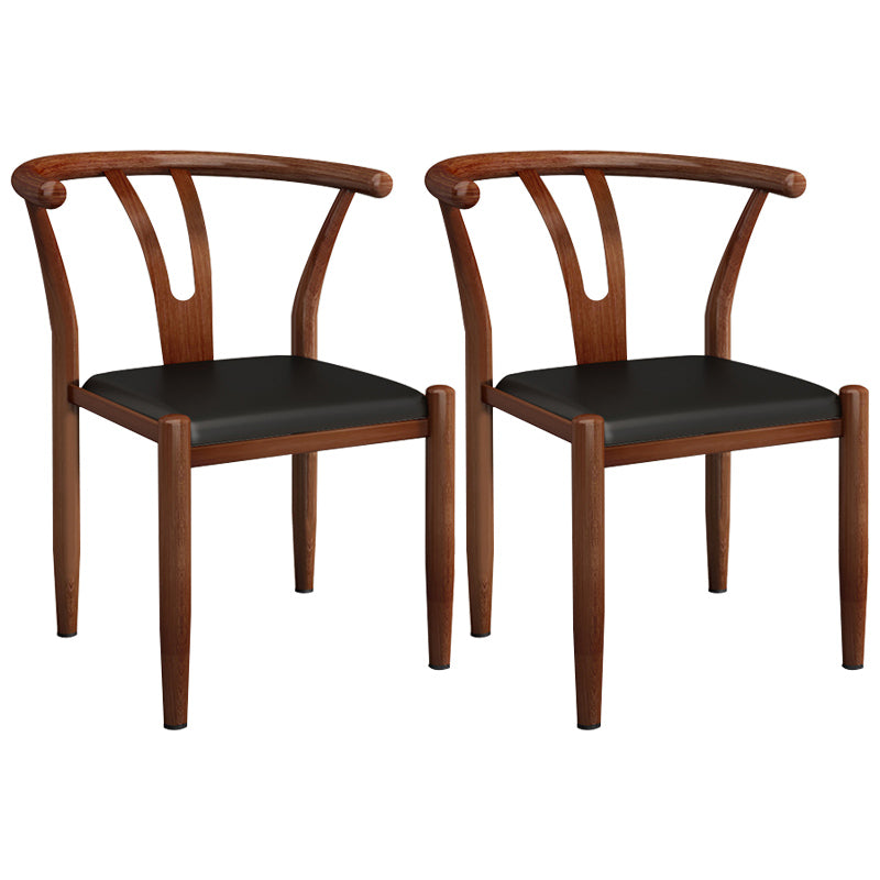 Chaises en métal de style contemporain