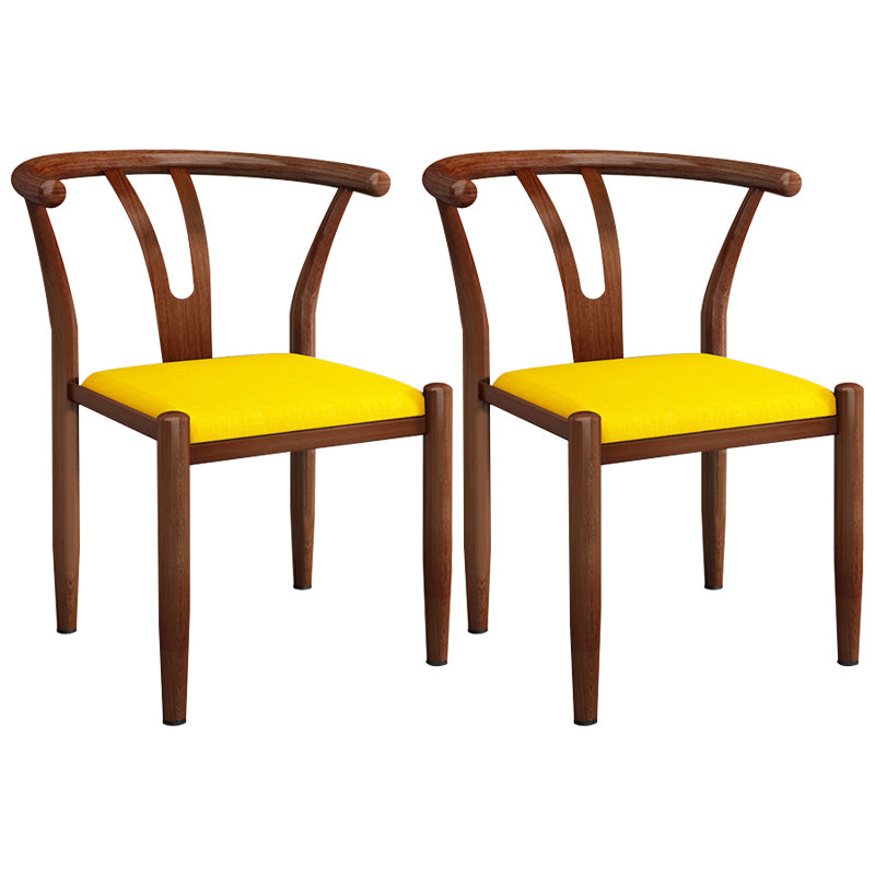 Chaises en métal de style contemporain