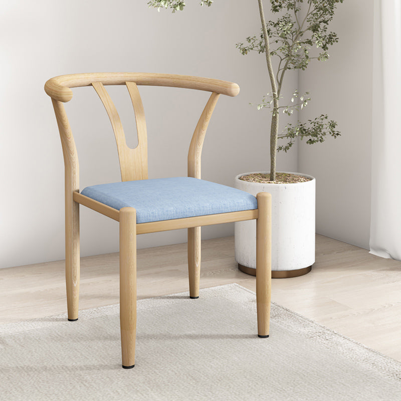 Chaises en métal de style contemporain