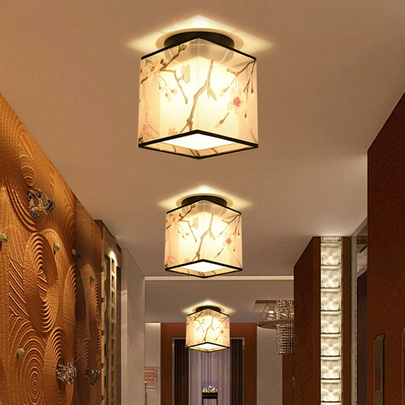 Plafonnier encastré de 8 pouces de large, plafonnier de style asiatique avec abat-jour en tissu pour le salon