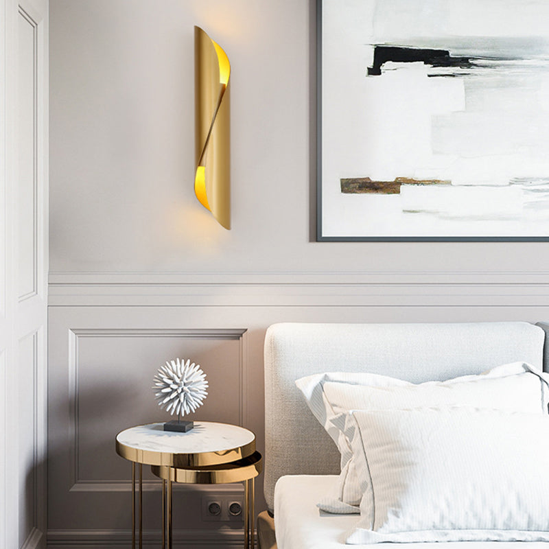 Lámpara de pared de retroiluminación de estilo de pared de metal de estilo posmoderno para el corredor de la noche