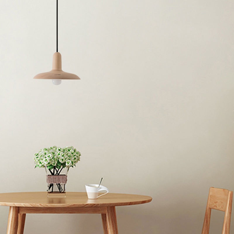 Simplicidad contemporánea Luz de techo de granja con sombra de madera