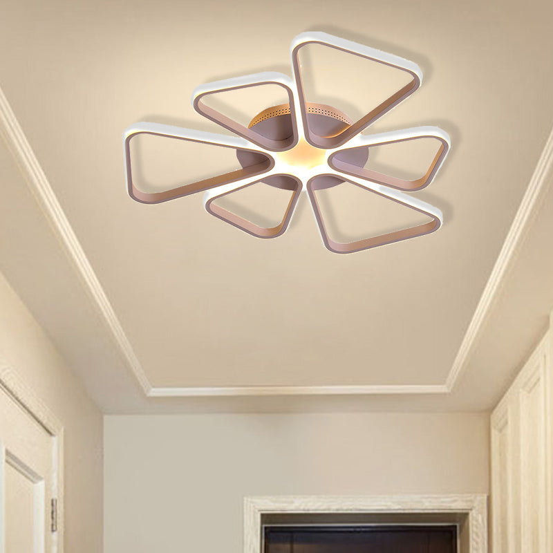 Eenvoudig bruin/wit plafond licht bloemen vorm acryl warm/witte verlichting LED flush mount licht voor de kamer van het kind