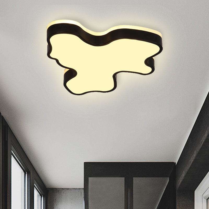 16"/19.5"/23.5" W Abstract Flush Light with Black/White Metal Shade and Acrylic Diffuser Led Contemporary Flush Mount in Warm/White