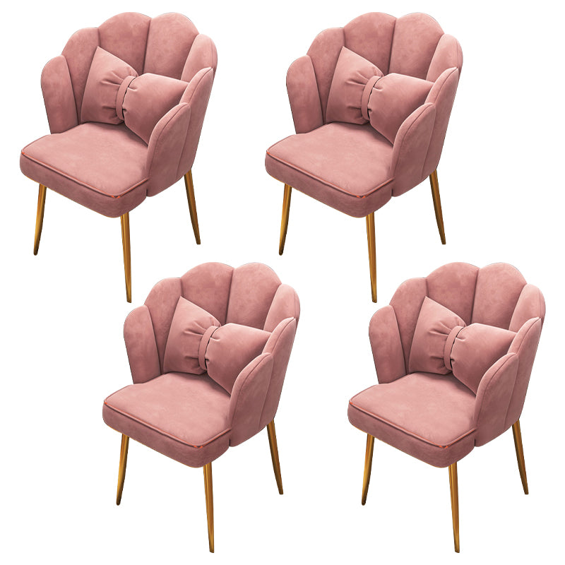 Chaise d'appoint contemporaine en métal, avec bras rembourrés, avec couronne et dossier supérieur