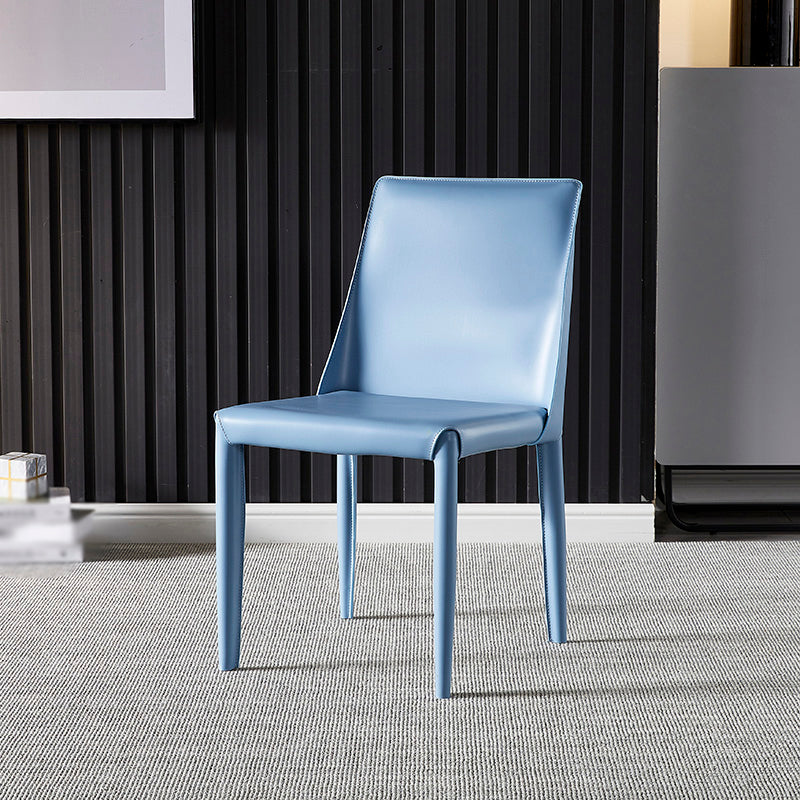 Chaise d'appoint en cuir de selle de restaurant de style design, finition mate, chaise de salle à manger Parsons