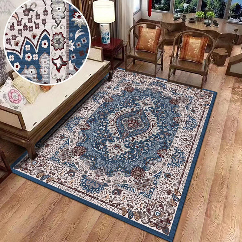 Traditional Flowers Pattern Carpet Polyester Area Rug Stain Resistant Indoor Carpet for Living Room