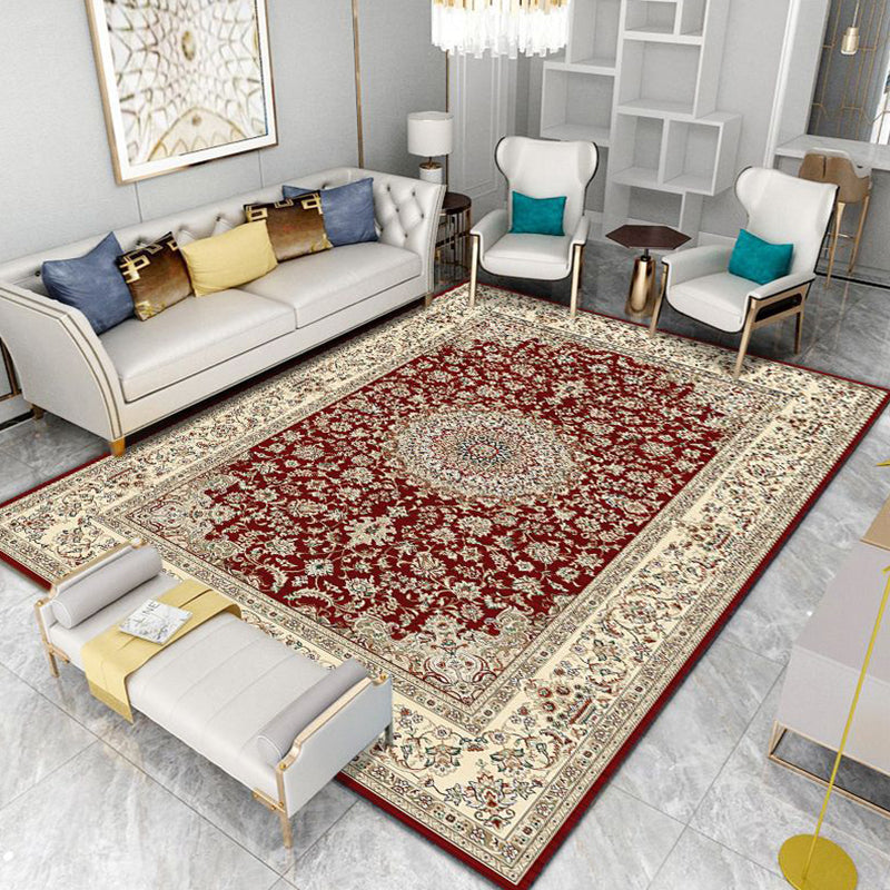 Traditional Flowers Pattern Carpet Polyester Area Rug Stain Resistant Indoor Carpet for Living Room