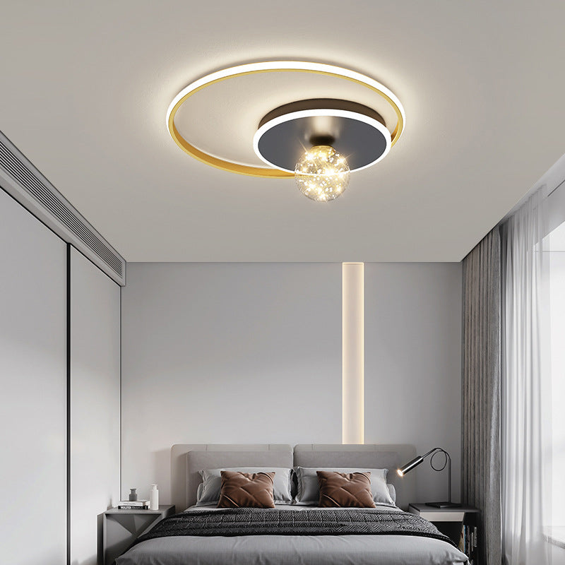 3-Lights Geometric Shade Flush Mount Modern Style Flush Mount Ceiling Lighting Fixture in Gold