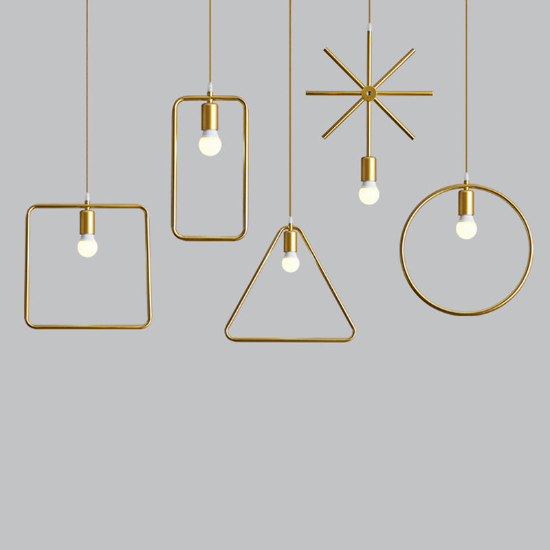 Moderna simple estilo múltiples formas colgantes de hierro 1 colgante de luz en la tienda de ropa dorada para ropa