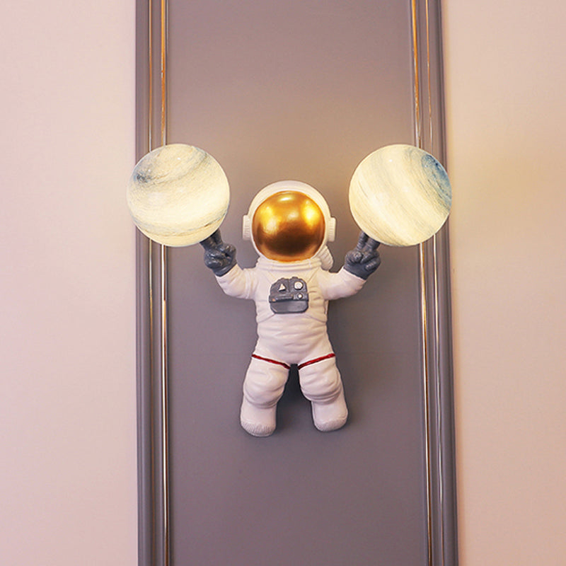 Kinderen Astronaut -vormige wandlampjes Slaapkamer Wandbevestiging Lichtmontage