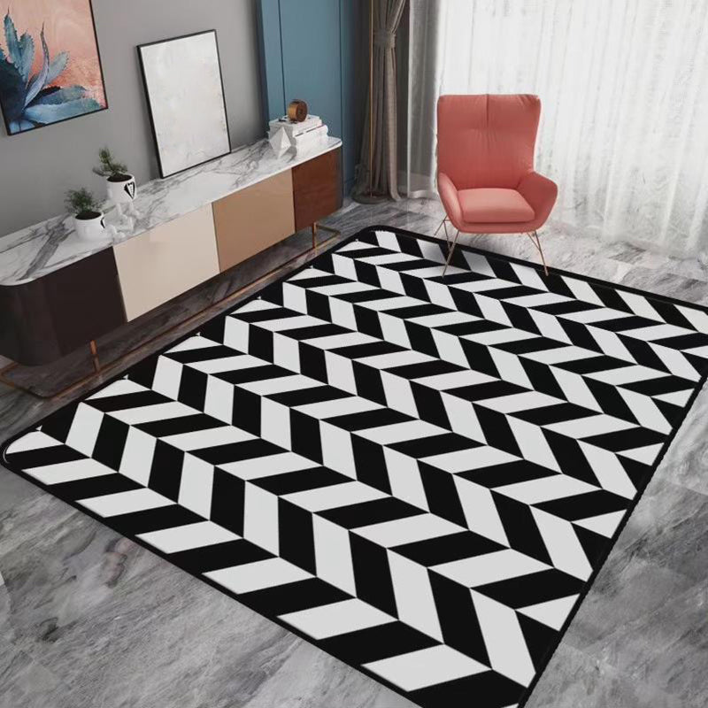 Black Modern Rug Polyester Graphic Rug Non-Slip Backing Area Rug for Living Room