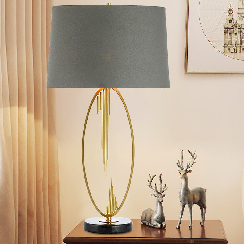 1 tâche à tampon à tambour effilé Light modernisme tissu lampe de table de nuit en gris avec base en marbre
