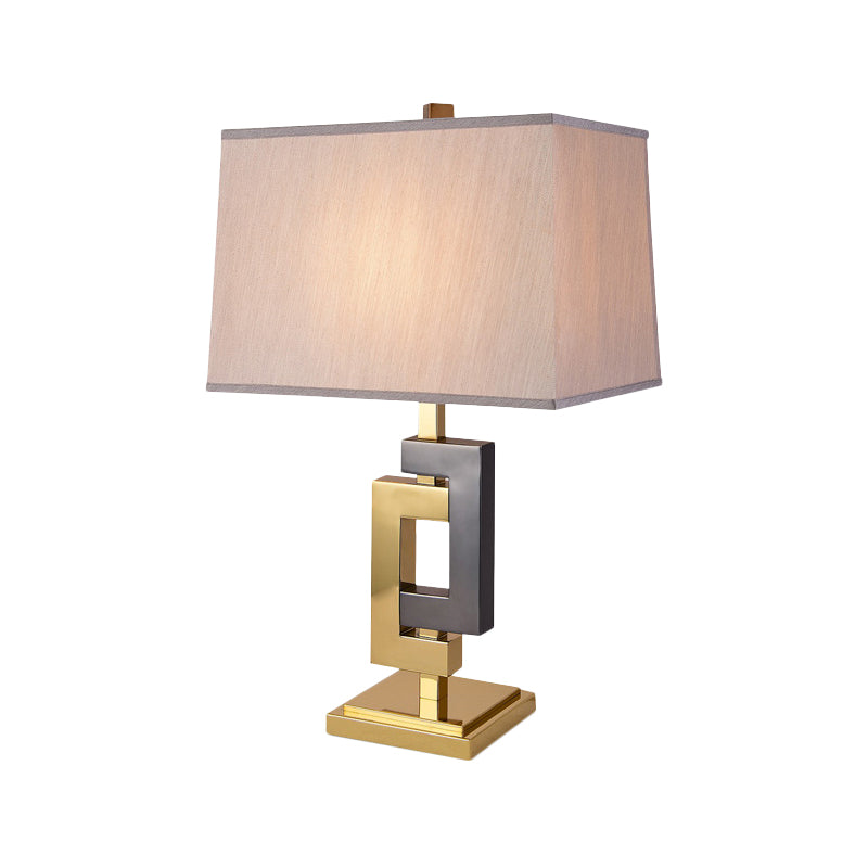 Tissu trapèzoïde Éclairage modernisme 1 ampoule petite lampe de bureau en noir et or
