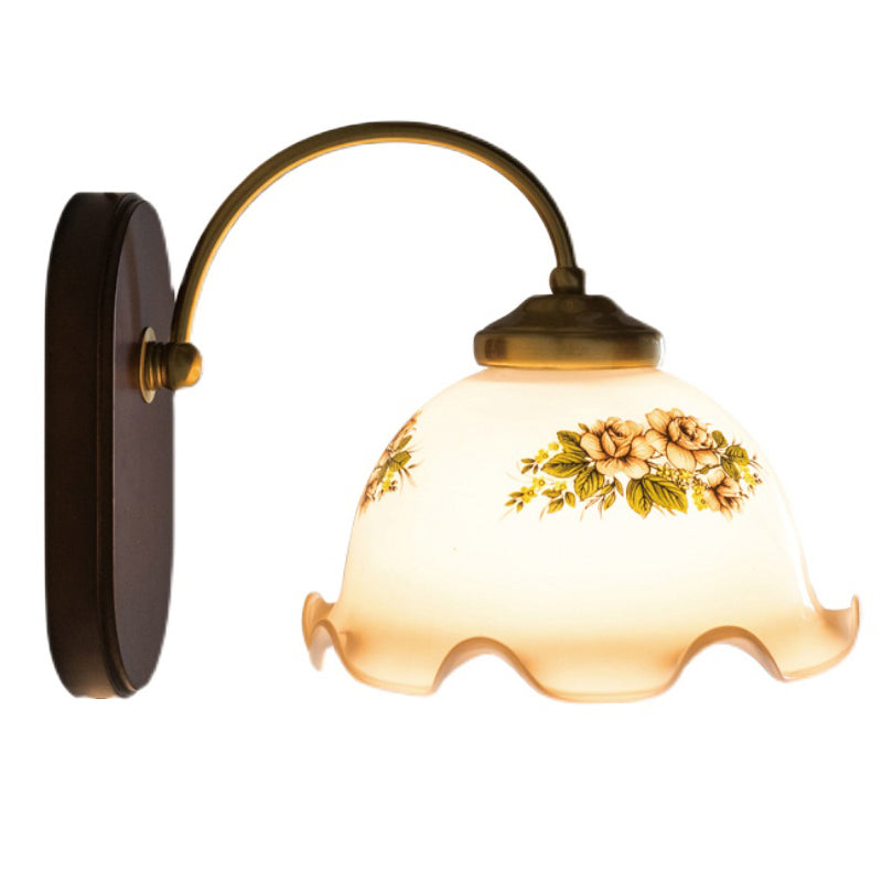 Flower Sconce Light Fixtures Modern 1-Light Brass Wall Mounted Lamp with Grass Shade