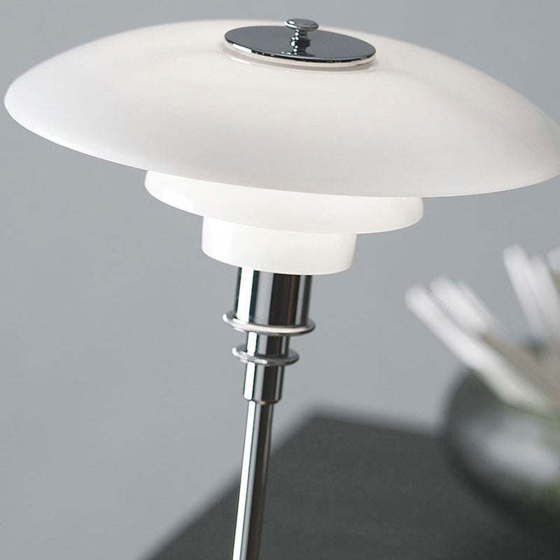 Modern Metal LED Flush Mount Wall Sconce 1-Light Wall Sconce Lights with Grass Shade