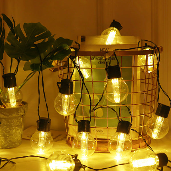 Retro G50 Globe Bulb String Light Plastic Outdoor Solar LED Christmas Light in Black